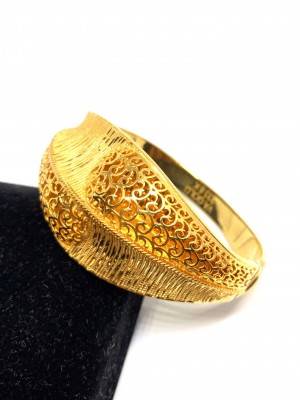 İşlemeli Desenli Tarz 8 Ayar Kelepçe Altın Bileklik - KB0101